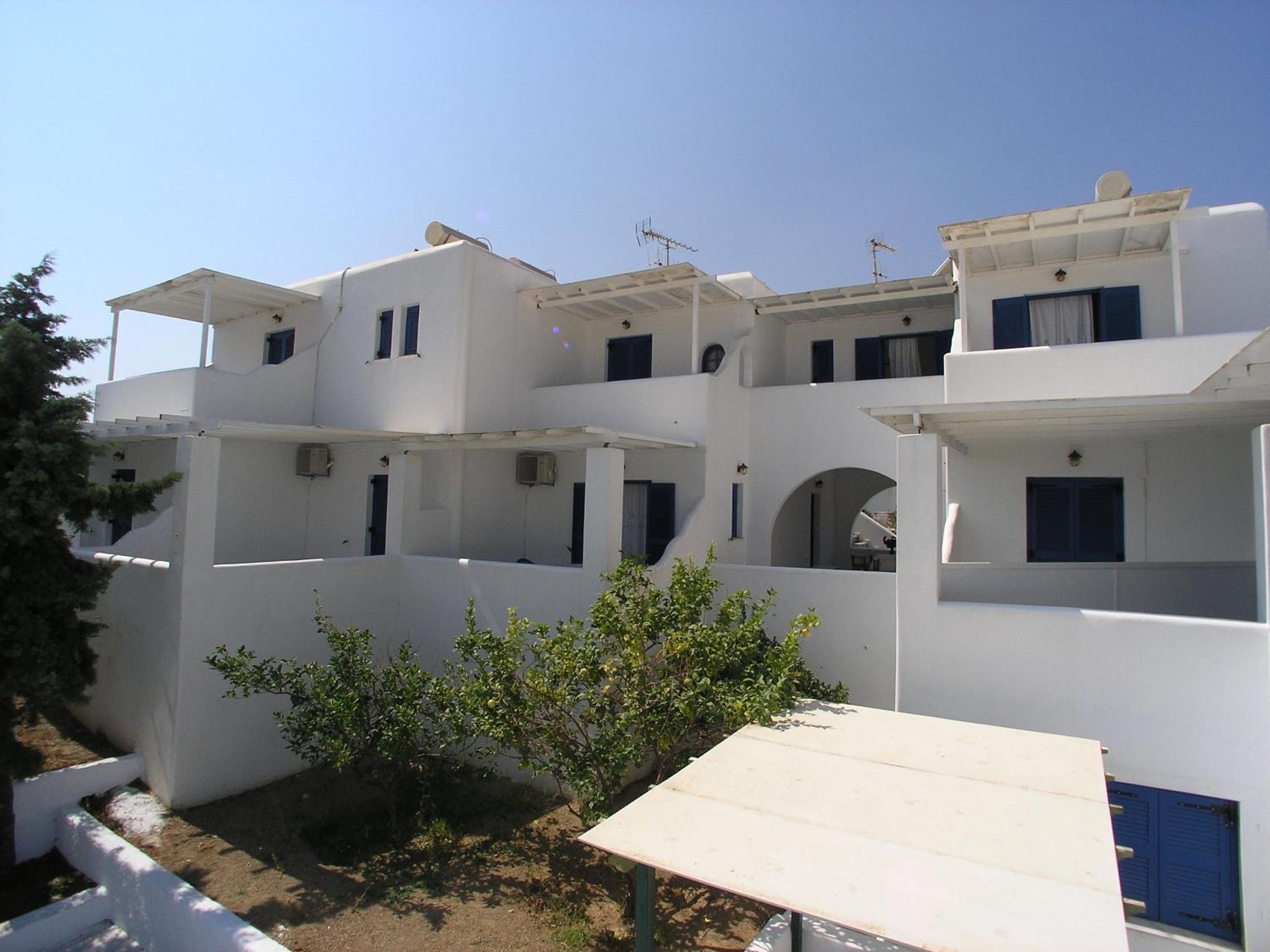 Caeli Paros By Kostas & Joanna Studios Логарас Экстерьер фото