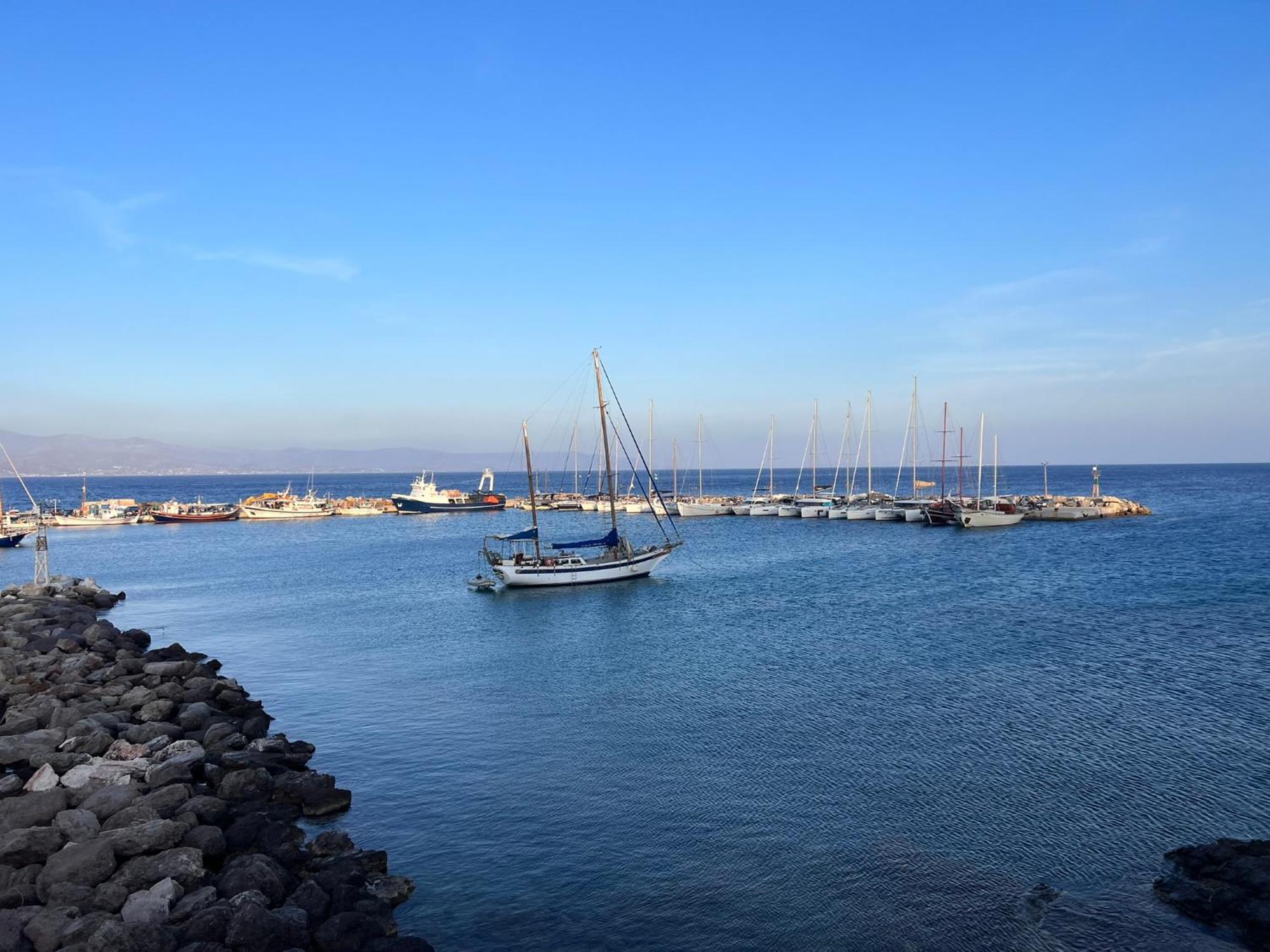 Caeli Paros By Kostas & Joanna Studios Логарас Экстерьер фото