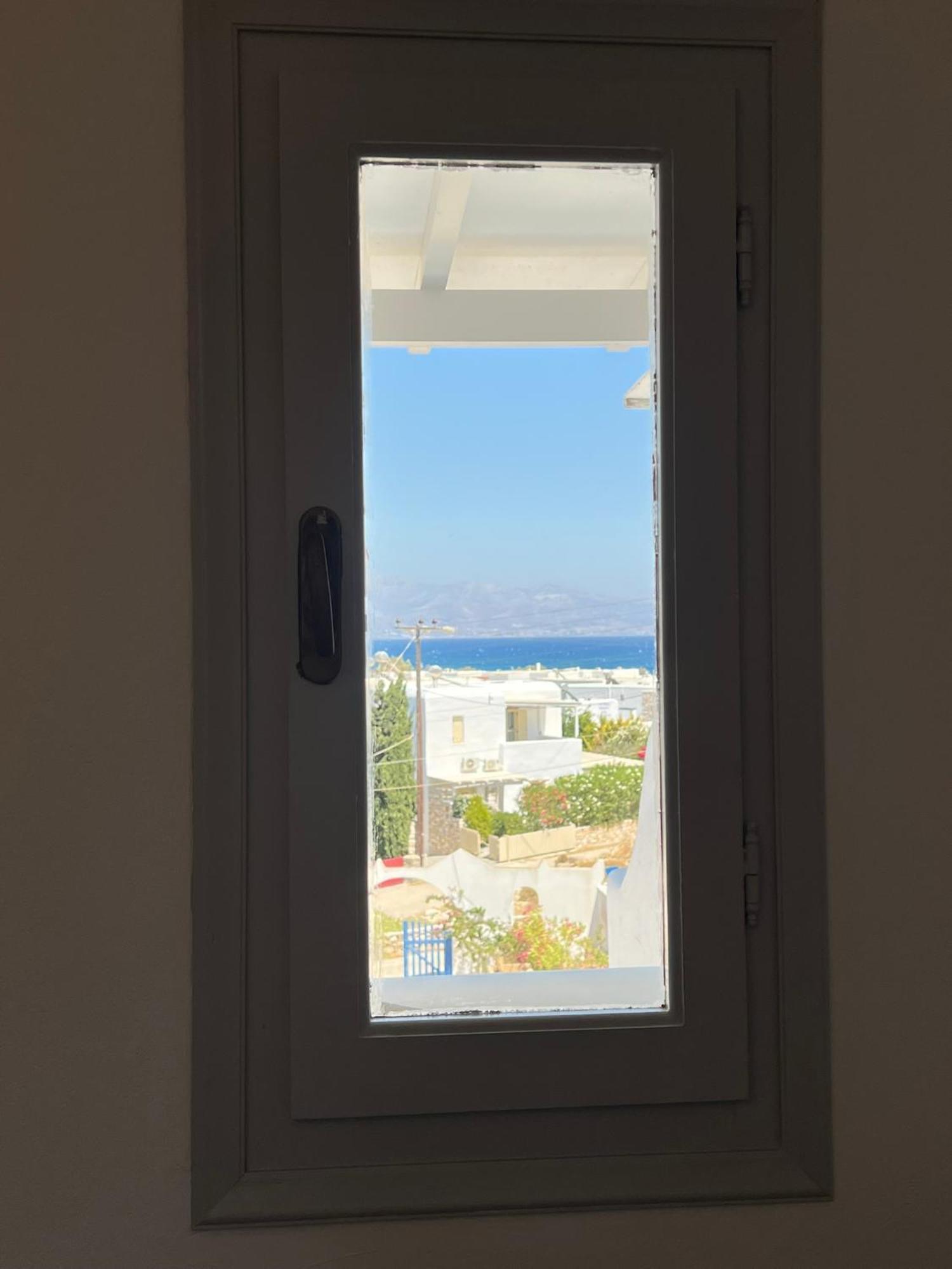 Caeli Paros By Kostas & Joanna Studios Логарас Экстерьер фото