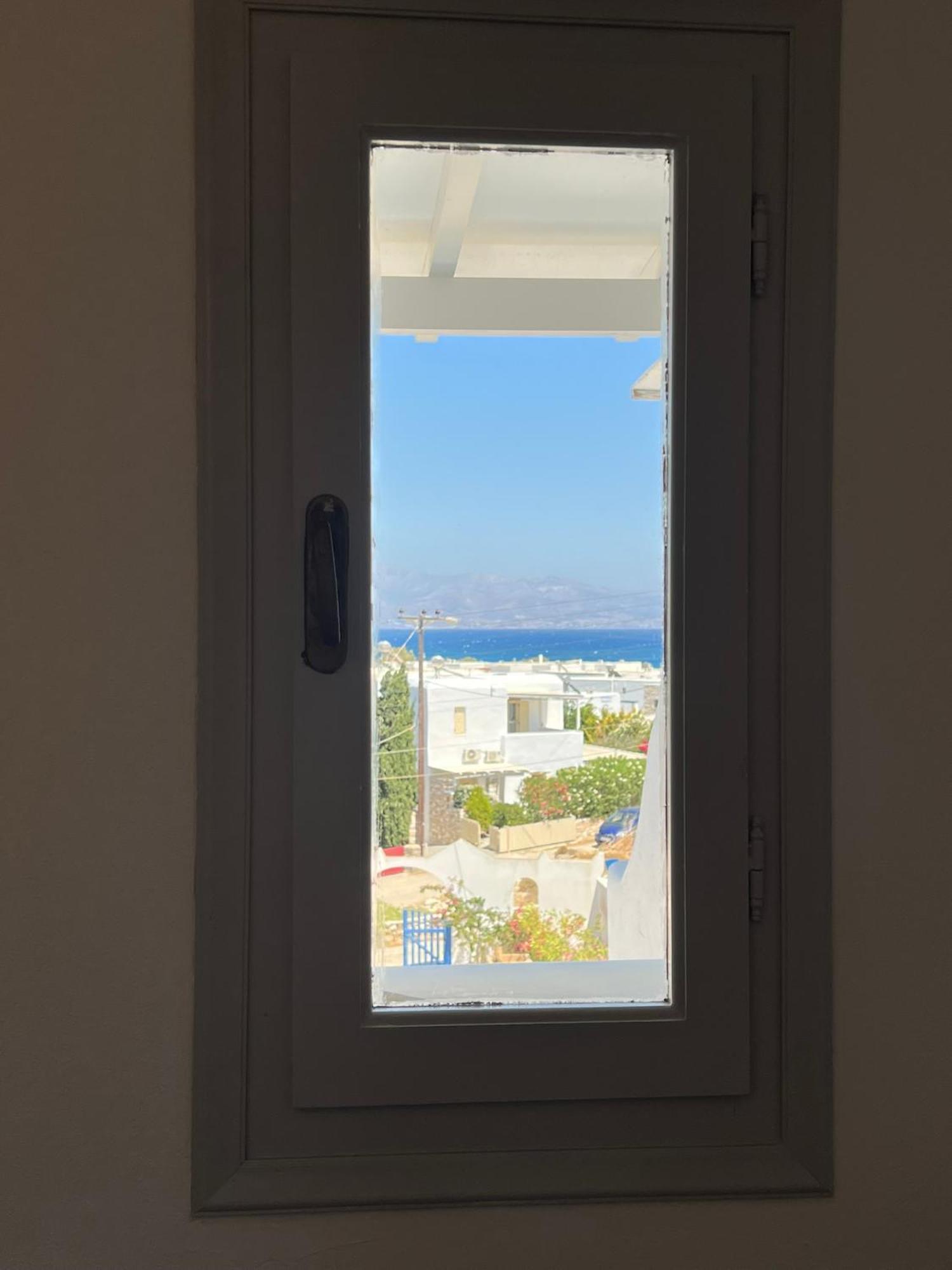 Caeli Paros By Kostas & Joanna Studios Логарас Экстерьер фото